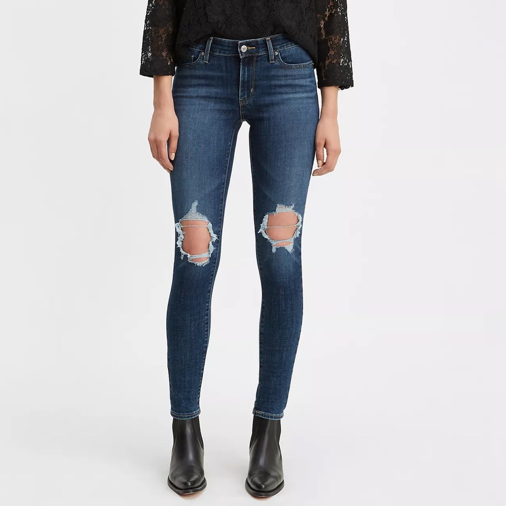NWT Levi’s 711 Skinny Jeans Size 8